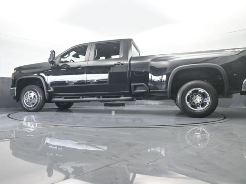 Used 2024 Chevrolet Silverado 3500 LT image 62