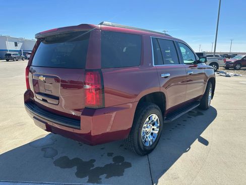 Used 2016 Chevrolet Tahoe LT image 4