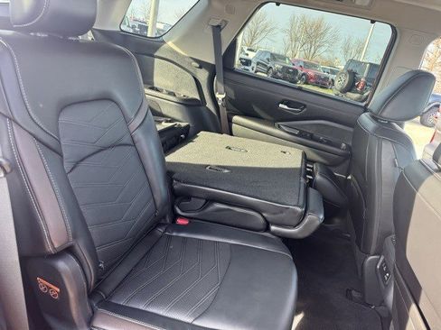 Used 2024 Nissan Pathfinder Platinum w/ Cargo Package image 37