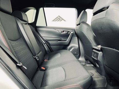 Used 2025 Toyota RAV4 SE AWD/4WD image 15