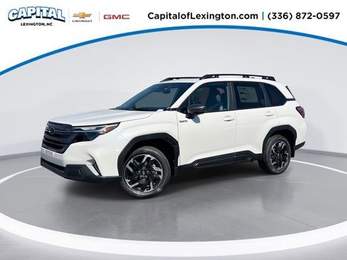 Used 2025 Subaru Crosstrek 2.5i Sport image 1