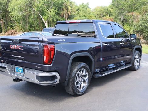 Used 2024 GMC Sierra 1500 SLT w/ SLT Premium Package AWD/4WD image 9