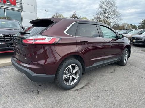 Used 2023 Ford Edge SEL w/ Convenience Package AWD/4WD image 6