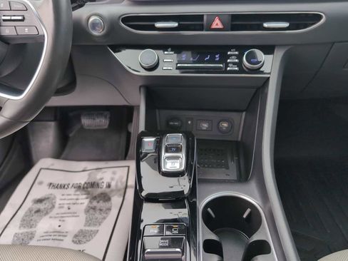 Used 2021 Hyundai Sonata Limited image 25