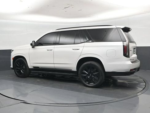 Used 2021 Cadillac Escalade Sport w/ LPO, Illumination Package AWD/4WD image 39