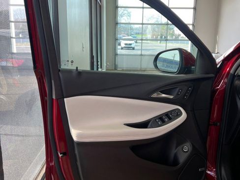 Used 2024 Buick Encore GX Avenir w/ Avenir Convenience Package image 18