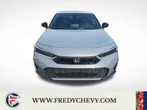 Used 2025 Honda Civic Sport image 31