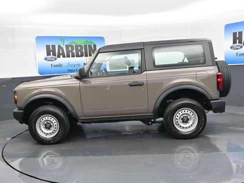 New 2026 Ford Bronco 2-Door AWD/4WD image 2