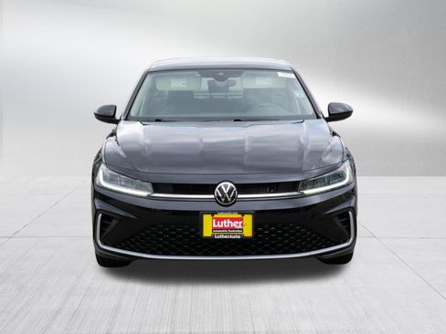 Used 2026 Volkswagen Jetta SE w/ Black Wheel Package FWD image 2