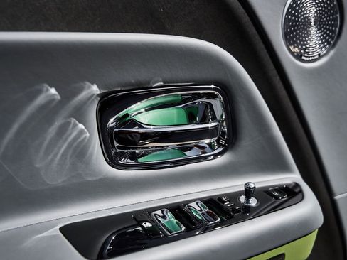 Used 2024 Rolls-Royce Spectre w/ Spectre Launch Package AWD/4WD image 38