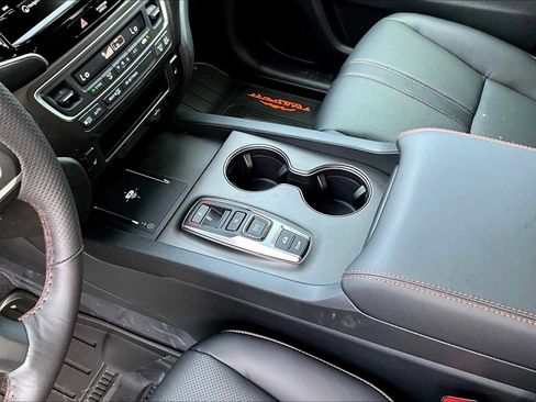 Used 2025 Honda Ridgeline TrailSport image 7