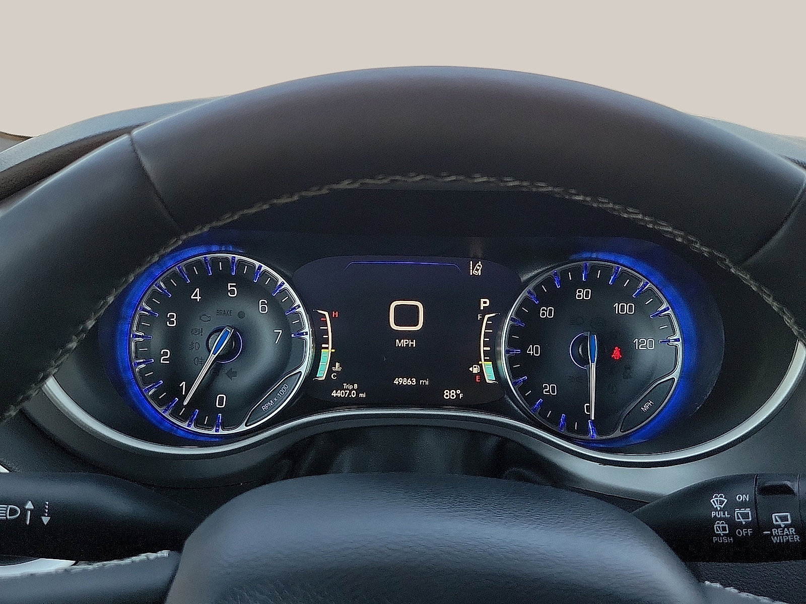 Used 2025 Chrysler Pacifica Select FWD image 19