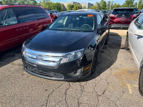 Used 2010 Ford Fusion SE FWD image 3