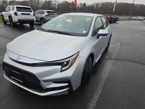 New 2026 Toyota Corolla SE image 7