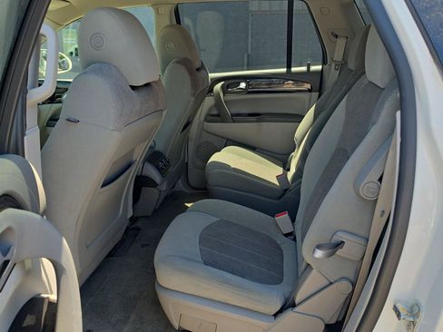 Used 2015 Buick Enclave Convenience FWD image 10
