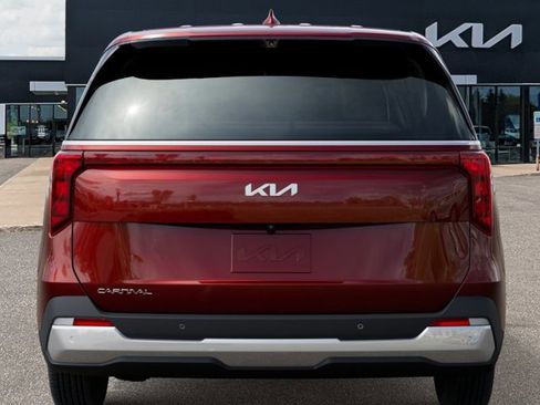 New 2026 Kia Carnival FWD image 13