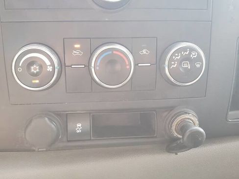 Used 2013 Chevrolet Silverado 3500 W/T image 26