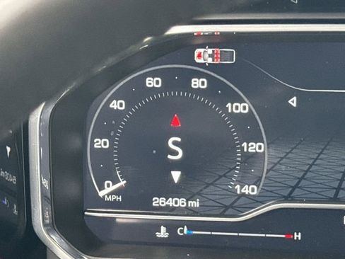 Used 2025 GMC Sierra 2500 SLT w/ SLT Premium Package image 15