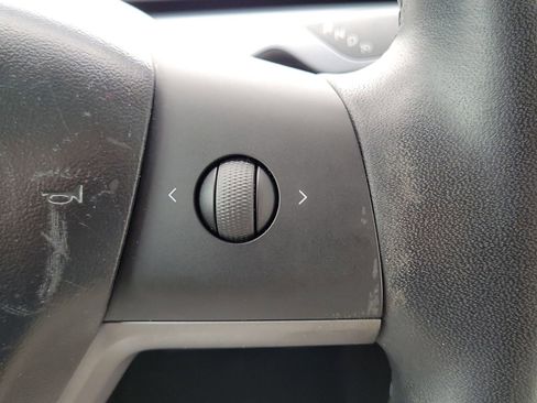 Used 2020 Tesla Model 3 image 26