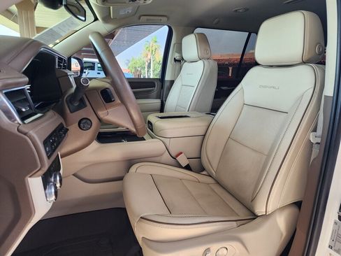 Used 2023 GMC Yukon Denali w/ LPO, Floor Liner Package RWD image 31