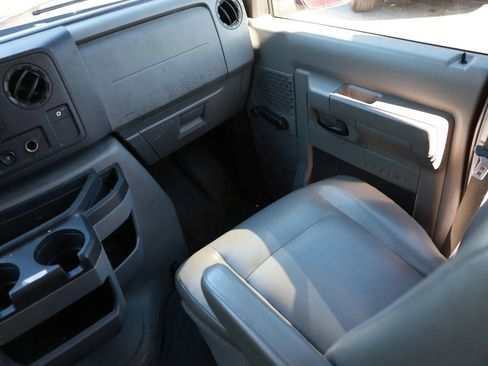 Used 2012 Ford E-350 and Econoline 350 XL image 22