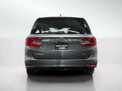 Used 2018 Honda Odyssey Elite image 4