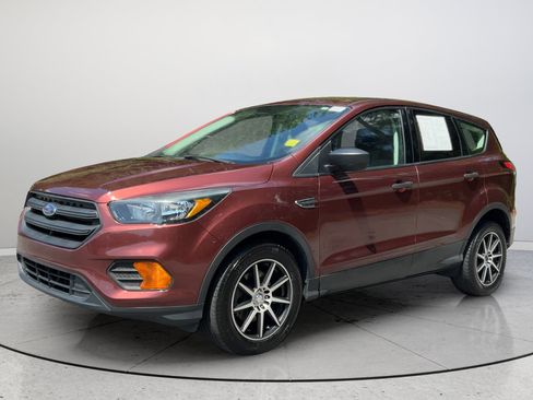 Used 2018 Ford Escape S FWD image 5