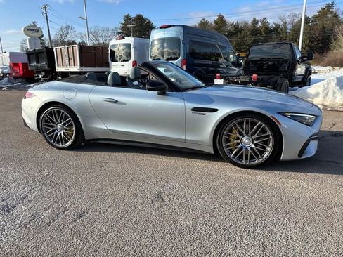 Used 2022 Mercedes-Benz SL 55 AMG 4MATIC w/ Driver Assistance Package image 3
