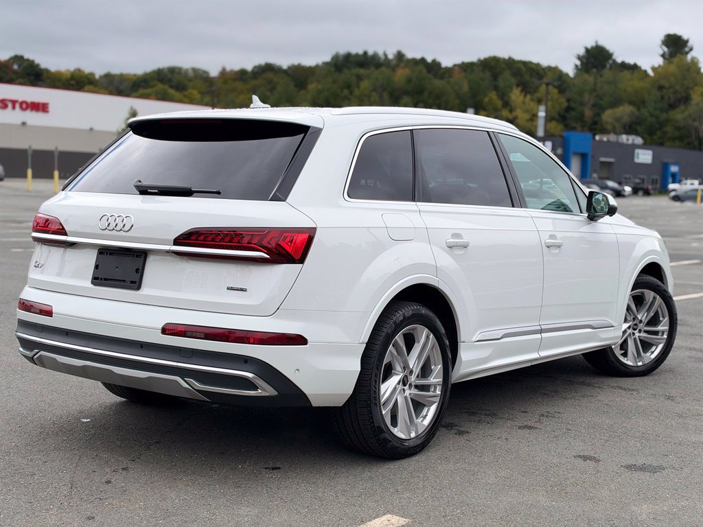 Used 2023 Audi Q7 3.0T Premium Plus w/ Premium Plus Package AWD/4WD image 6