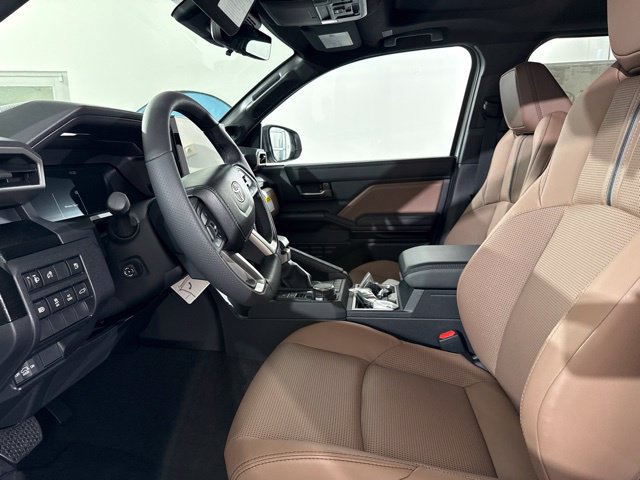 New 2026 Toyota 4Runner Limited w/ Tow Technology Package AWD/4WD image 16