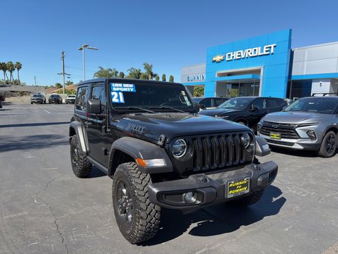 Used 2021 Jeep Wrangler Willys image 2