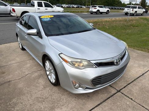 Used 2013 Toyota Avalon XLE Touring FWD image 5