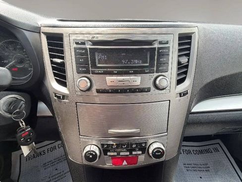 Used 2012 Subaru Outback 2.5i Premium w/ All-Weather Pkg AWD/4WD image 11