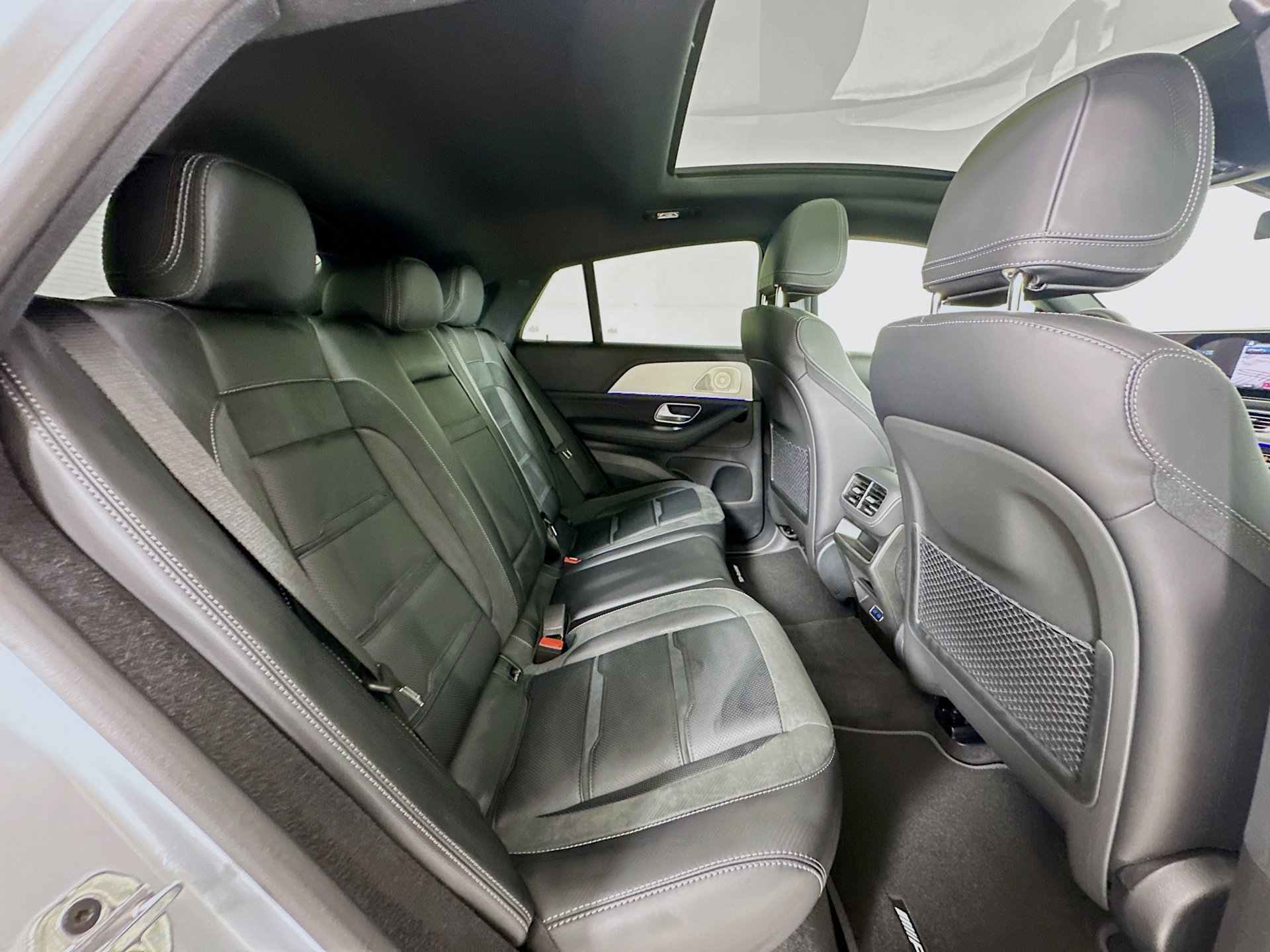 New 2026 Mercedes-Benz GLE 53 AMG 4MATIC Coupe image 30