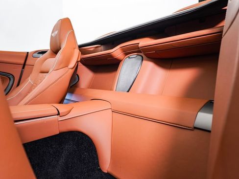 Used 2026 Aston Martin Vanquish Convertible RWD image 26