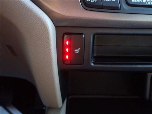 Used 2022 Honda Pilot EX-L image 22