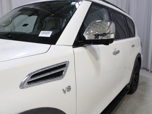 Used 2018 Nissan Armada Platinum w/ Interior Lighting Package image 36