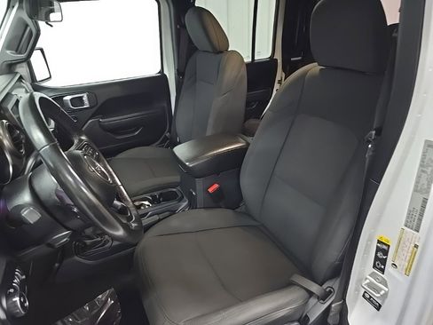 Used 2022 Jeep Gladiator Willys image 29