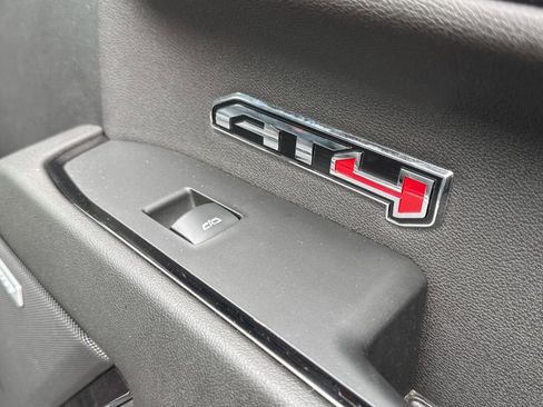 Used 2024 GMC Sierra 1500 AT4 w/ Technology Package AWD/4WD image 40