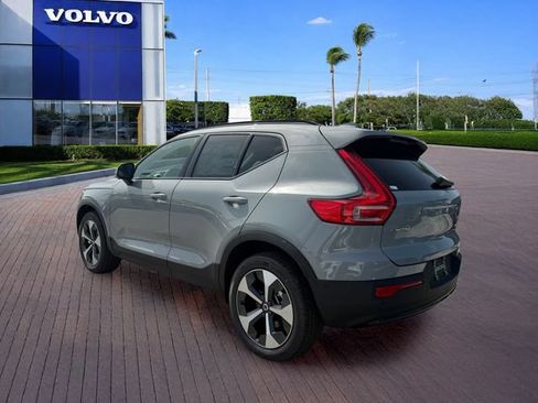 New 2026 Volvo XC40 B5 Plus w/ Protection Package Premier AWD/4WD image 5