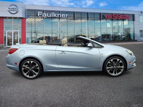 Used 2018 Buick Cascada Premium image 7