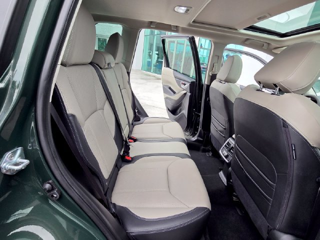 Used 2023 Subaru Forester Limited AWD/4WD image 23