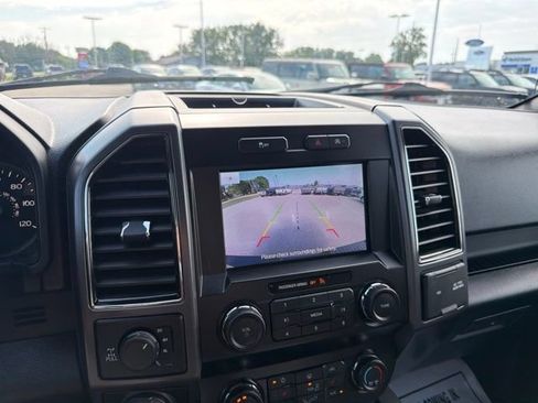 Used 2020 Ford F150 XLT w/ Equipment Group 302A Luxury AWD/4WD image 26