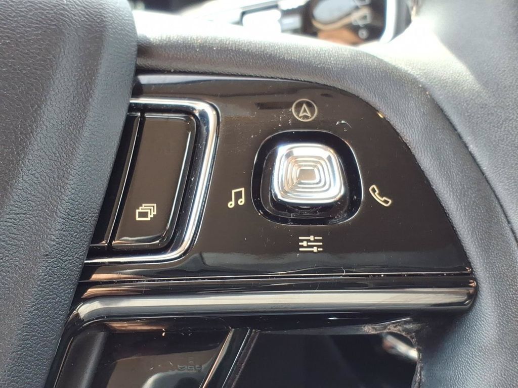 Used 2023 Lincoln Corsair FWD image 19