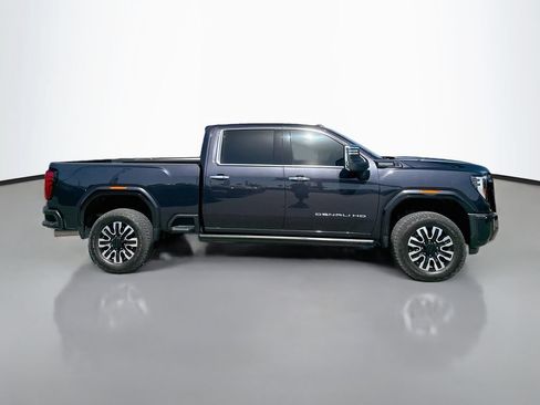 Used 2026 GMC Sierra 2500 Denali Ultimate AWD/4WD image 8