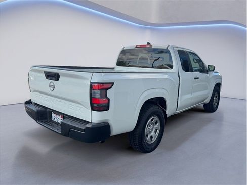 Used 2023 Nissan Frontier S image 6