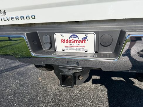 Used 2019 Chevrolet Silverado 2500 W/T AWD/4WD image 33