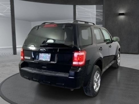 Used 2012 Ford Escape XLT AWD/4WD image 3