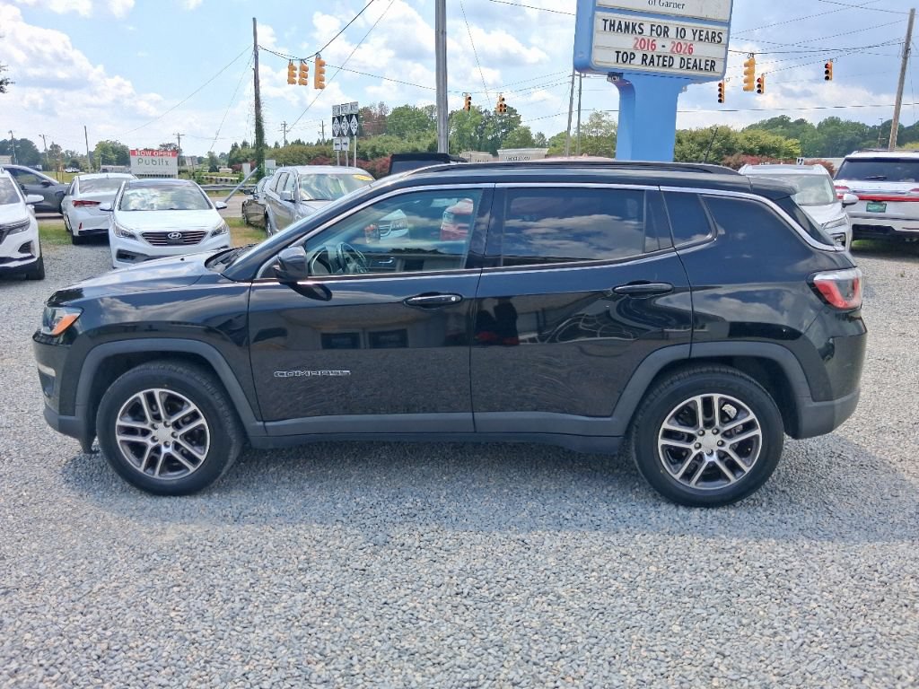 Used 2020 Jeep Compass Latitude w/ Popular Equipment Group FWD image 17