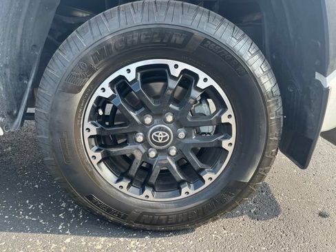 Used 2025 Toyota Tundra SR5 AWD/4WD image 20